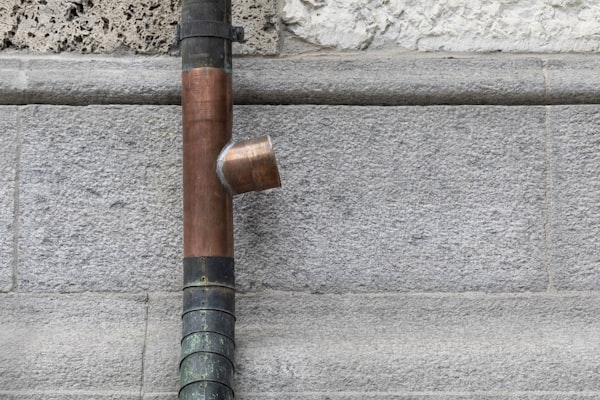 Copper pipe installation on wall